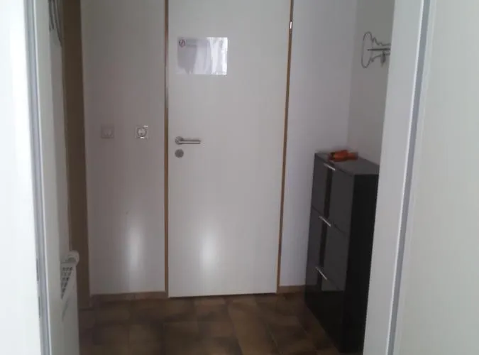 Hoelscher * ゼンデンホルスト